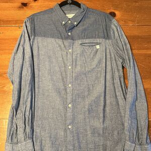 Depart West Men’s Long Sleeve Blue Chambray Button Up Shirt Size Medium
